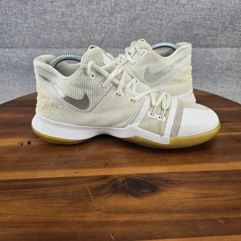 Nike Kyrie 3 Ivory‎ Pale Grey Light Bone Kids Basketball Shoes 859466-103 6.5Y